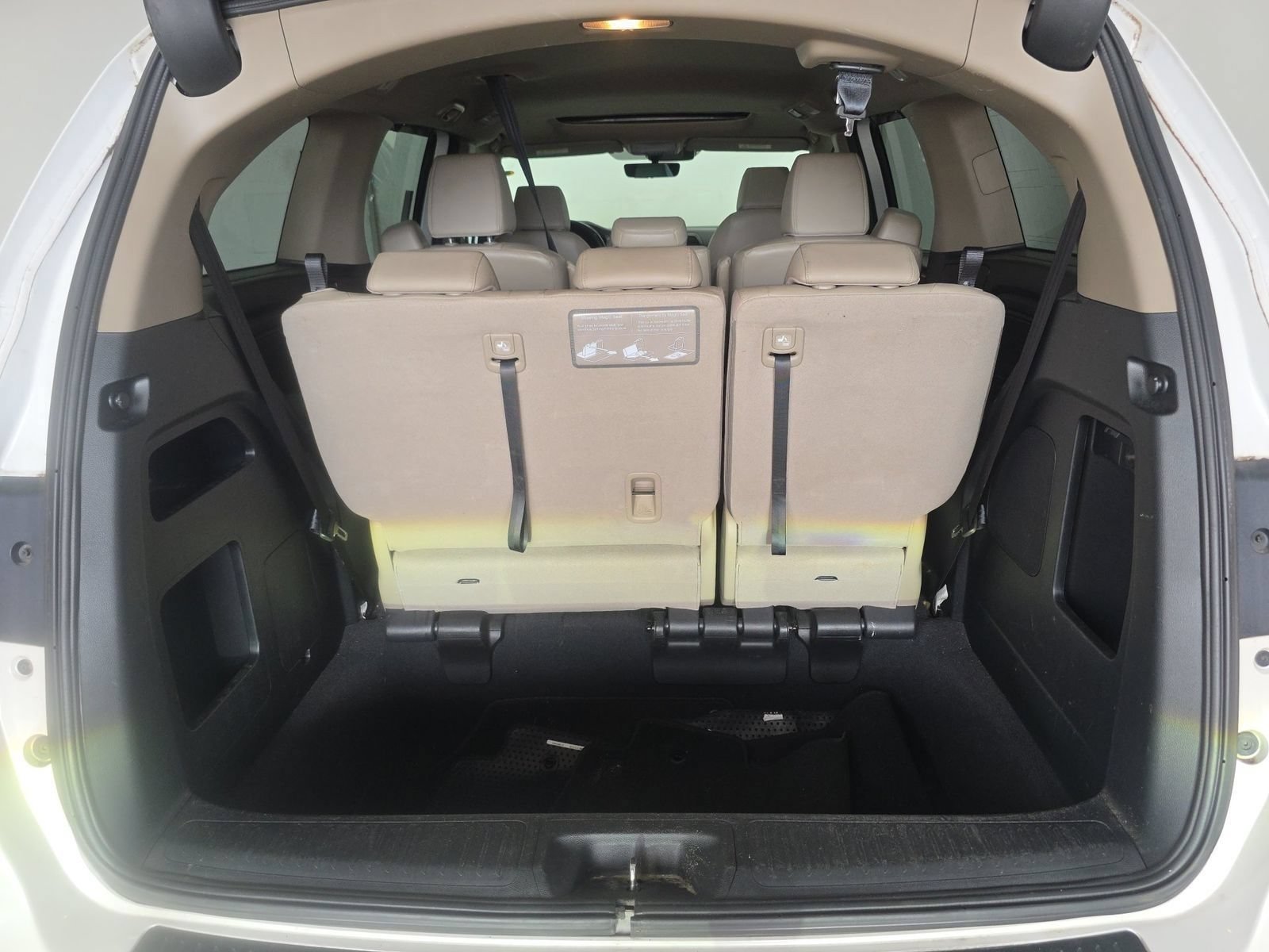 Used 2020 Platinum White Pearl Honda EX-L image 15