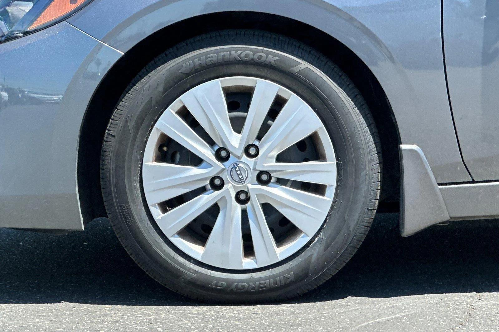 Certified Used 2024 Gun Metallic Nissan S image 25
