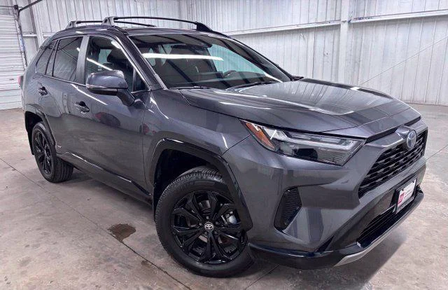 2023 Toyota RAV4 SE