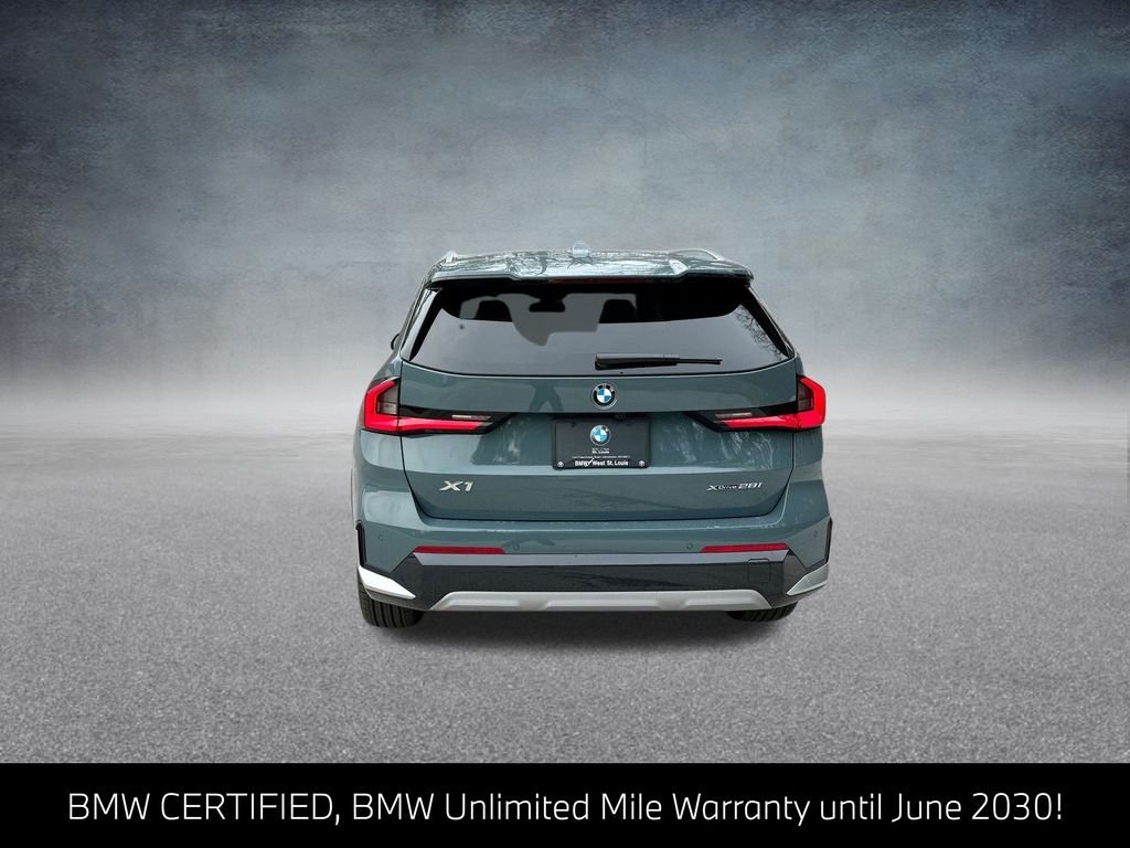 Used 2025 Green BMW xDrive28i image 9