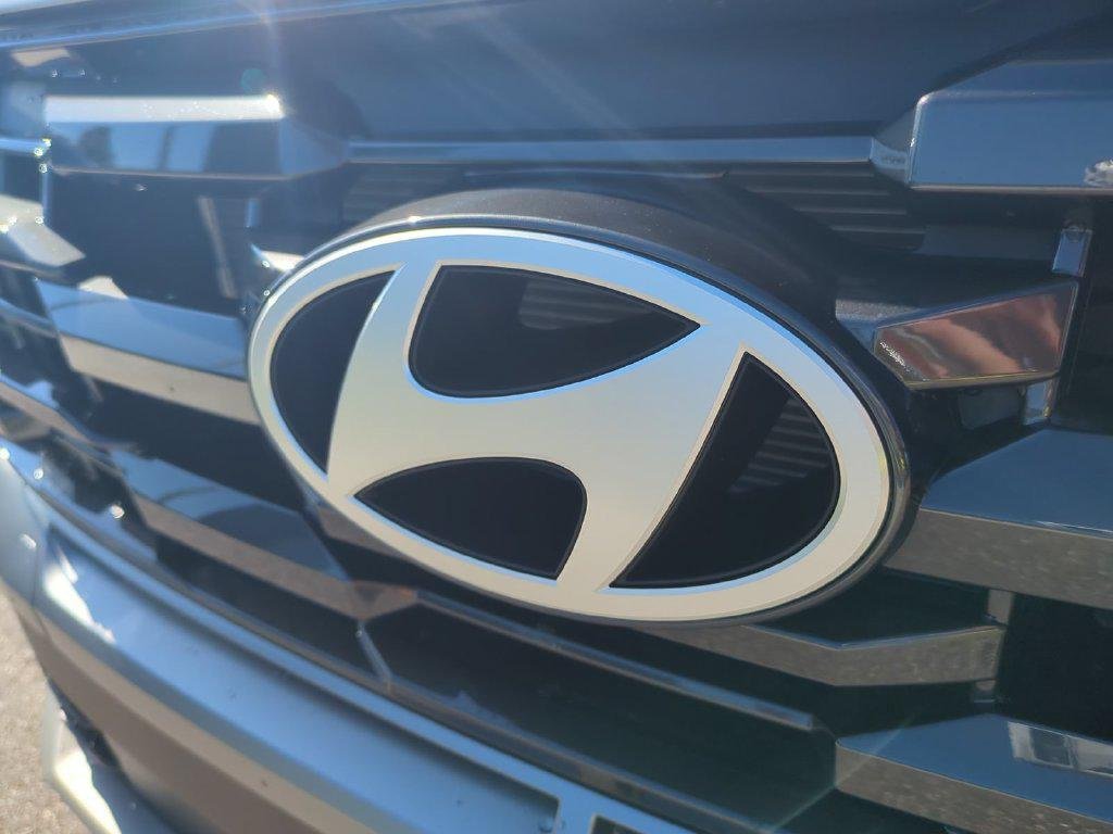 New 2026 White Hyundai SEL Convenience image 13