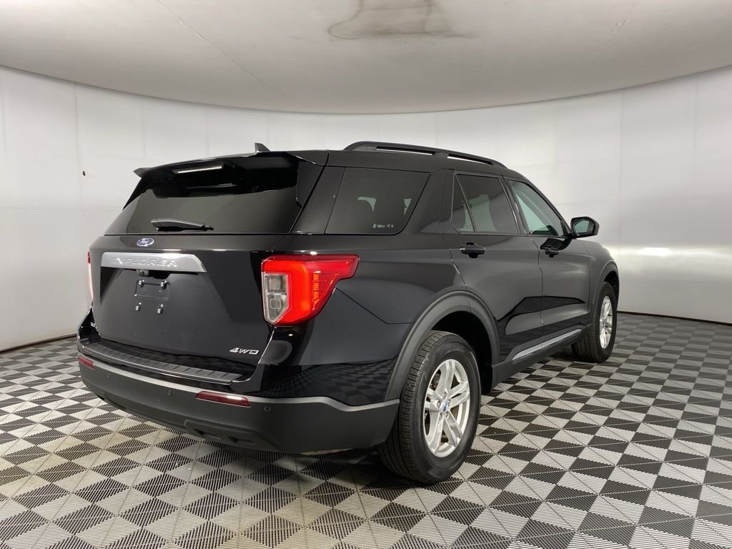 Used 2023 Black Ford XLT image 13