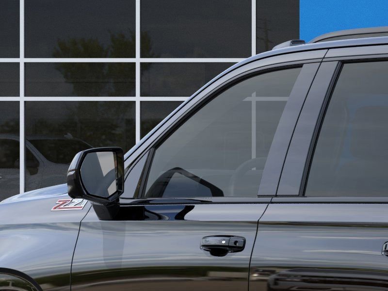 2026 Chevrolet Suburban — photo 12