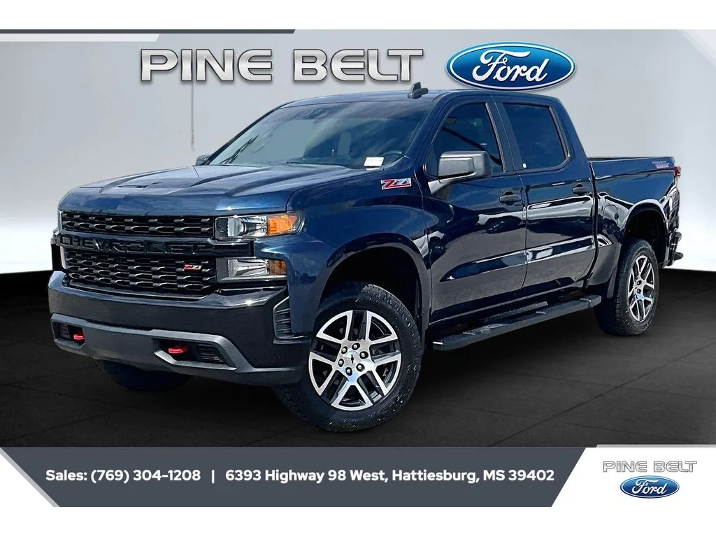 Used 2020 Northsky Blue Metallic Chevrolet Custom Trail Boss image 10