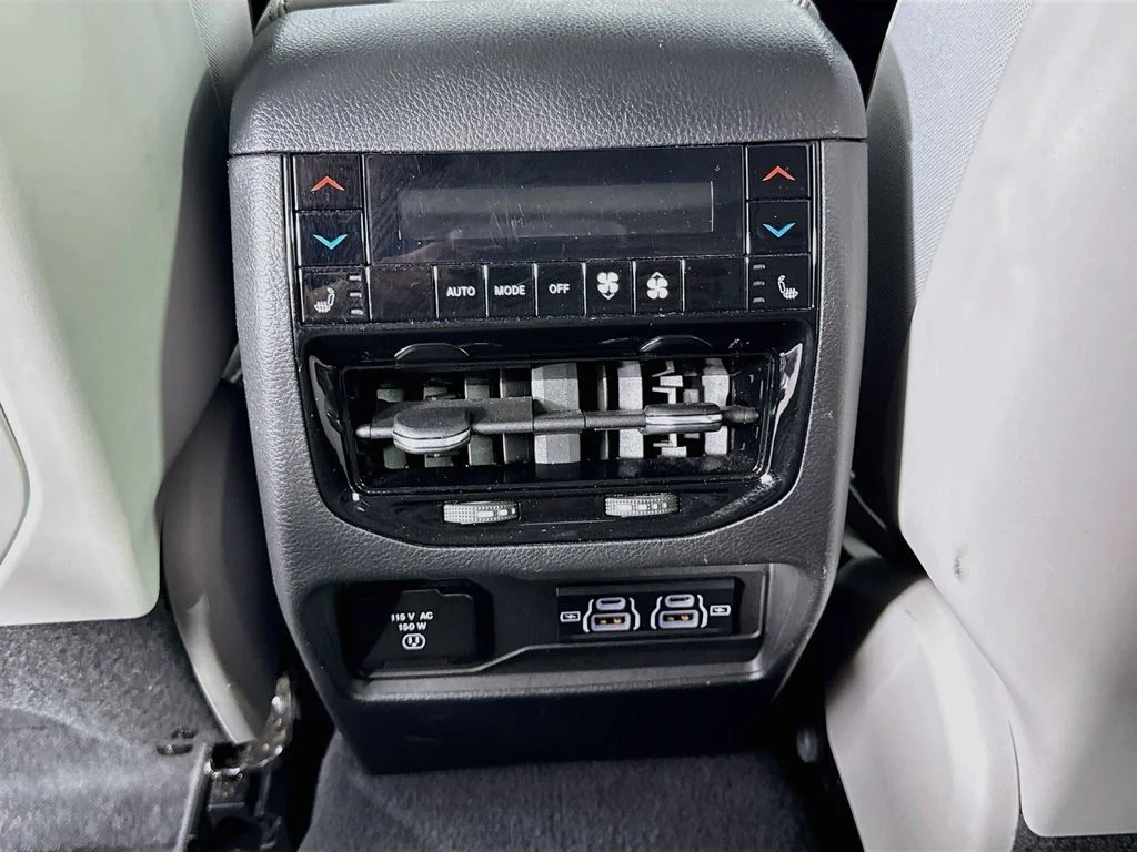 Used 2022 Gray Jeep Overland 4xe image 26
