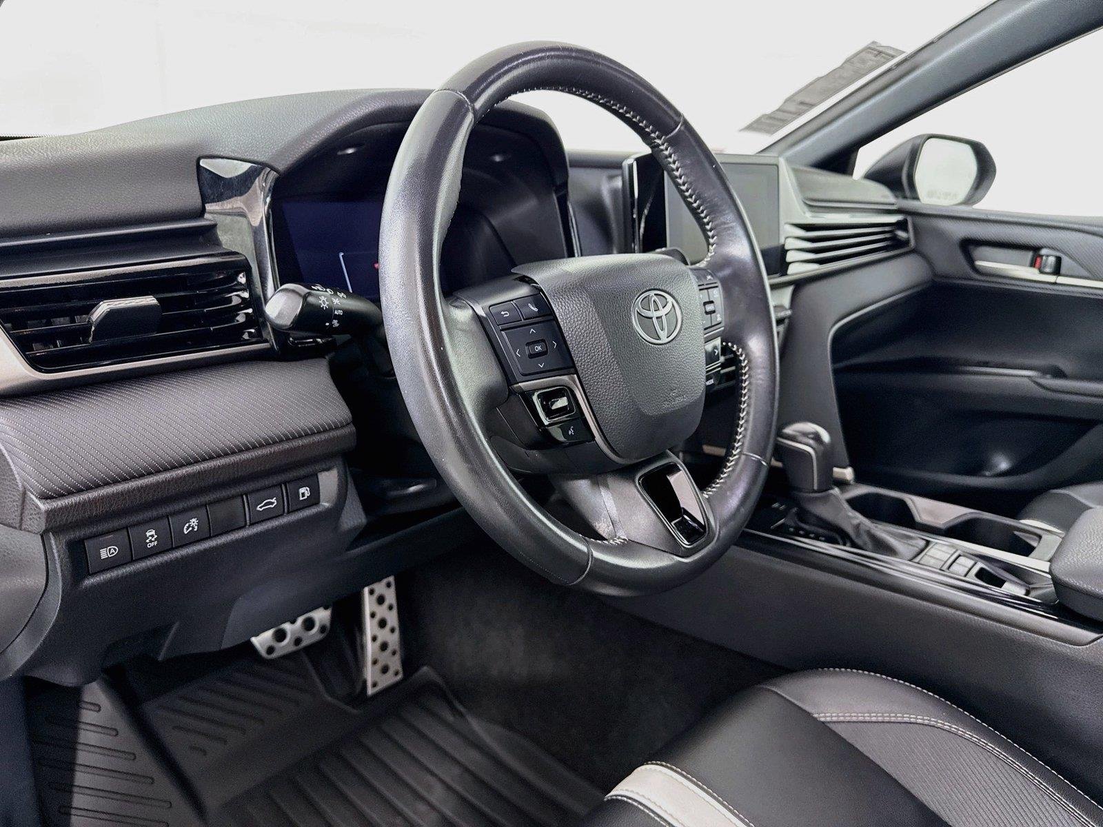 Used 2025 Underground Toyota SE image 4