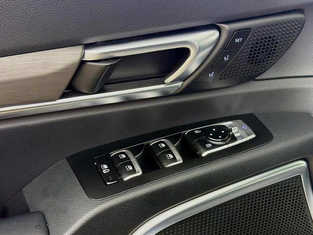 Used 2024 Gravity Gray Kia SX Prestige X-Line image 18