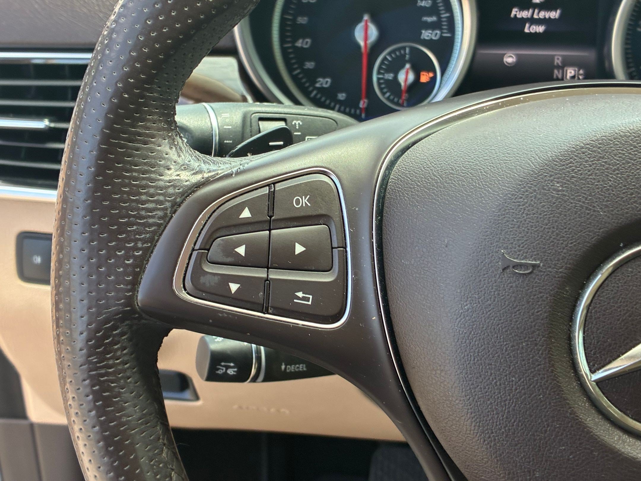 Used 2016 Black Mercedes-Benz GLE 350 image 17