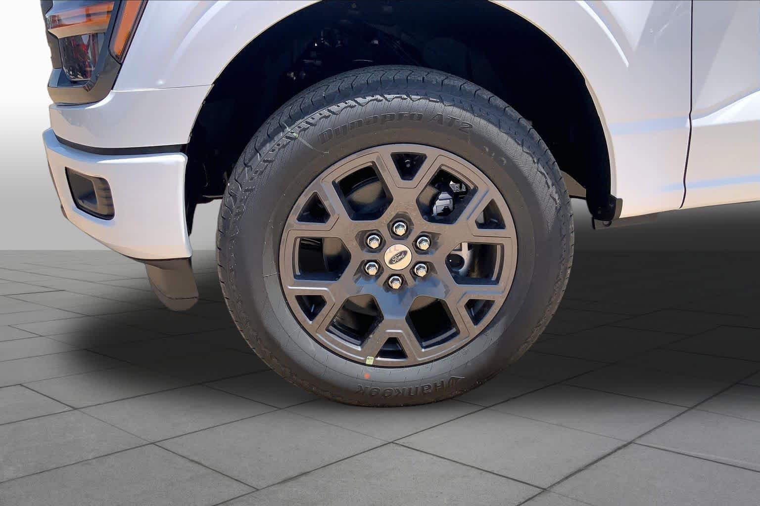 New 2026 Oxford White Ford STX image 11