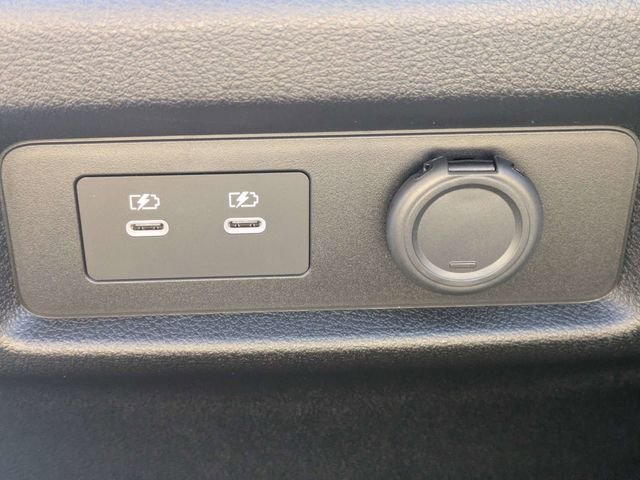 New 2026 RADIANT WHITE INFINITI Luxe 2WD image 15