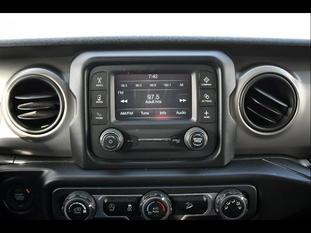 2018 Jeep All-New Wrangler Unlimited Sport - Photo 22