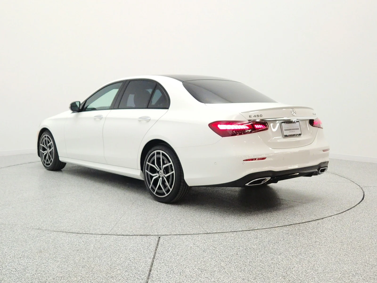 Certified Used 2023 Polar White Mercedes-Benz E 450 4MATIC® Sedan image 7