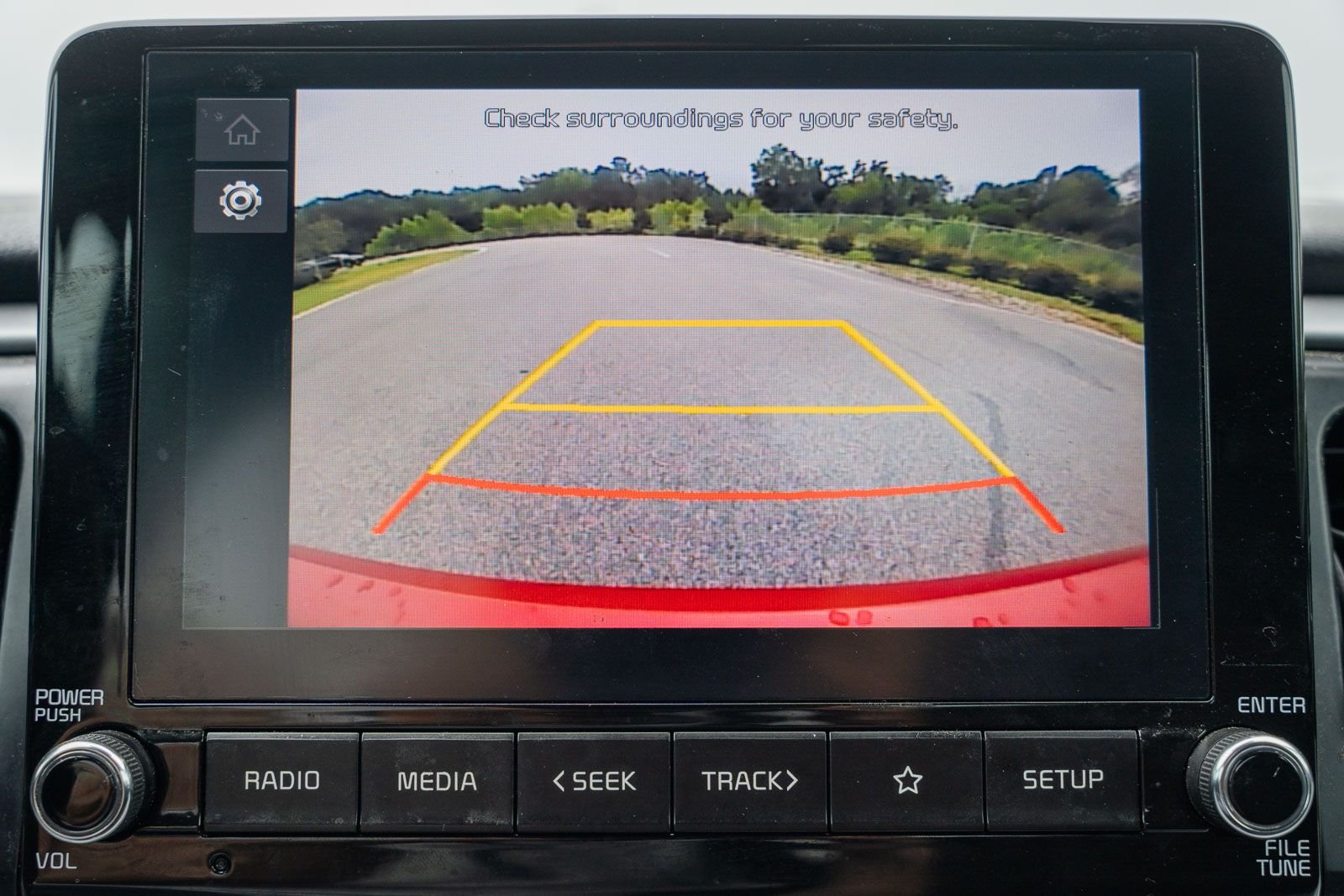 Used 2023 Red Kia S image 34
