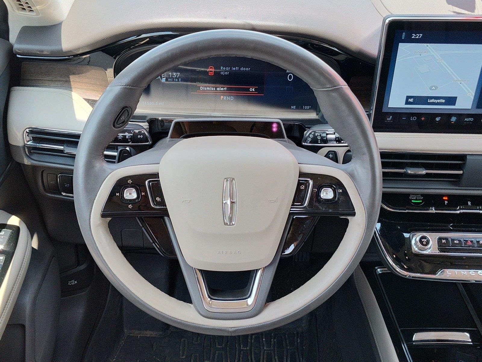 Used 2023 Silver Radiance Metallic Clearcoat Lincoln Reserve image 18