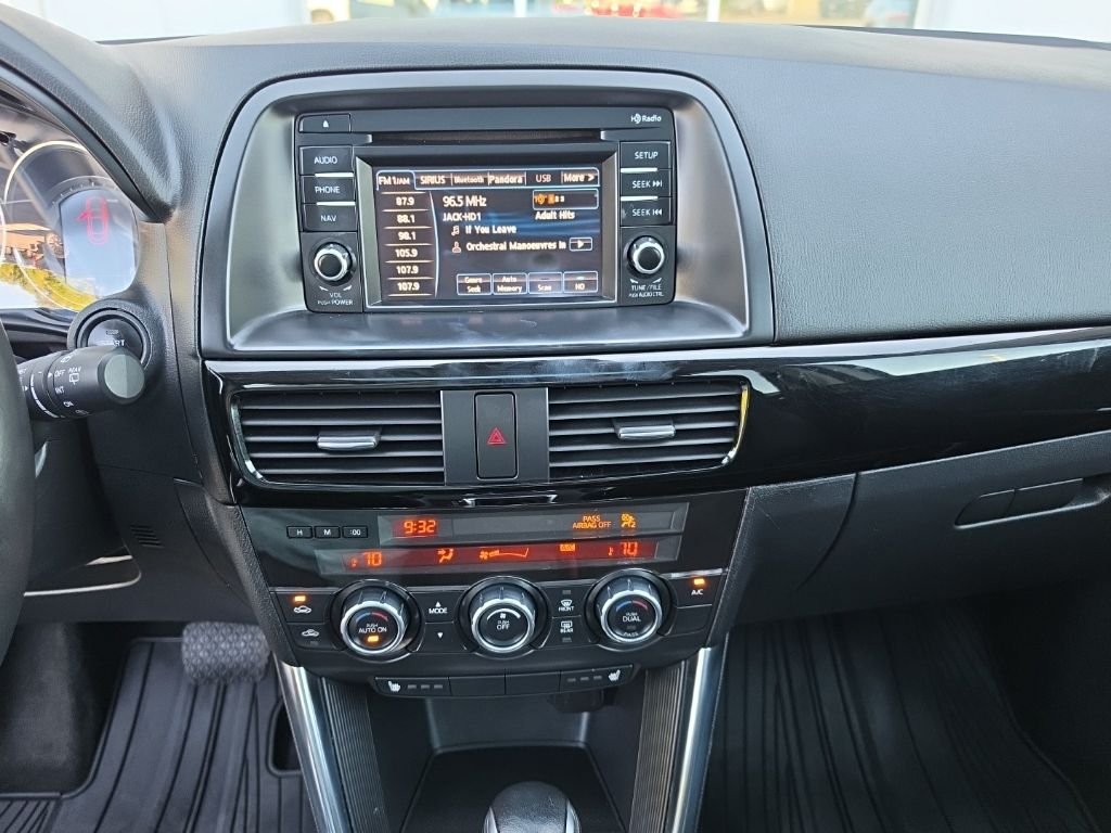 Used 2015 White Mazda Grand Touring image 12