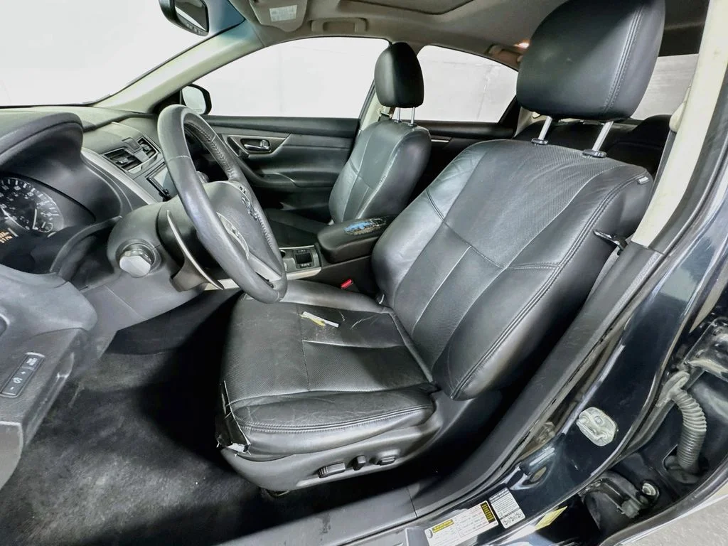 Used 2015 Blue Nissan 3.5 SL image 24