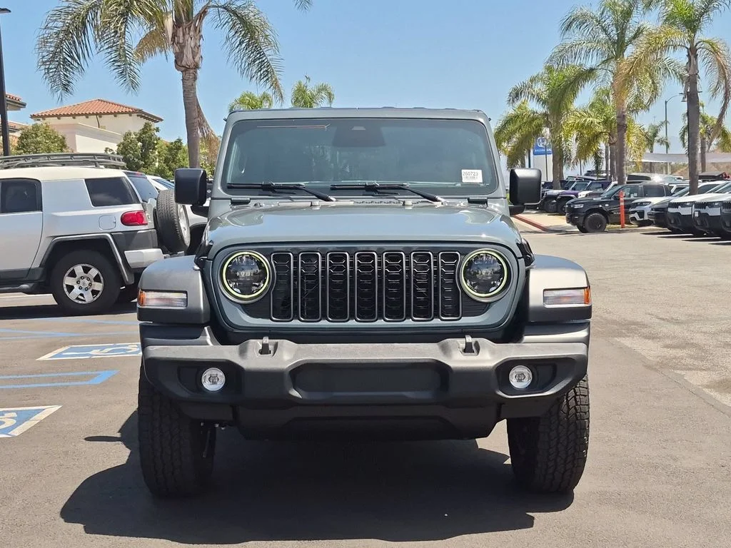 New 2026 Anvil Clear-Coat Exterior Paint Jeep Sport S image 2
