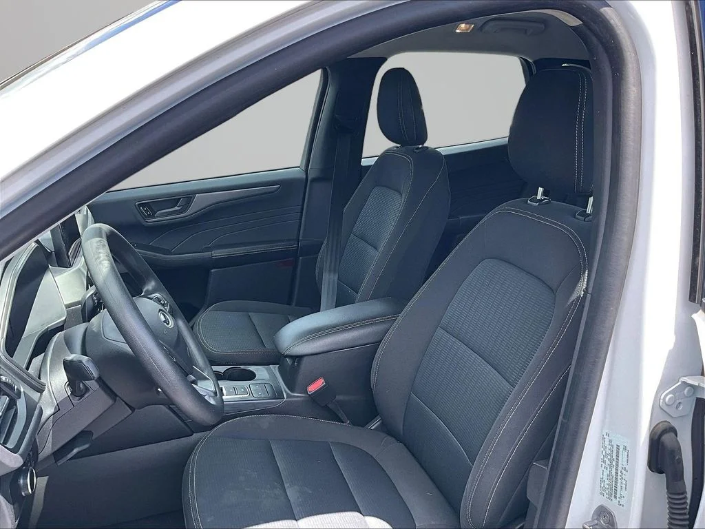 Used 2023 White Ford Base image 23