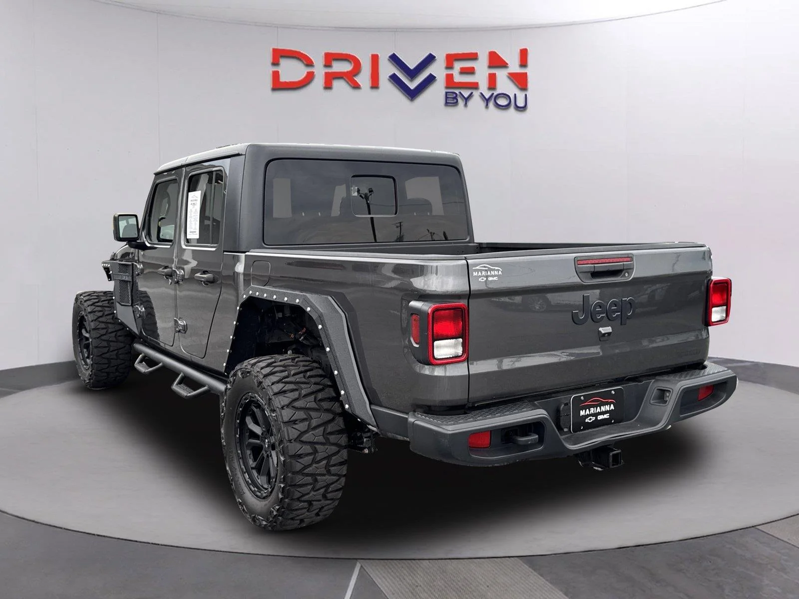 Used 2021 Granite Crystal Metallic Clearcoat Jeep Sport S image 6