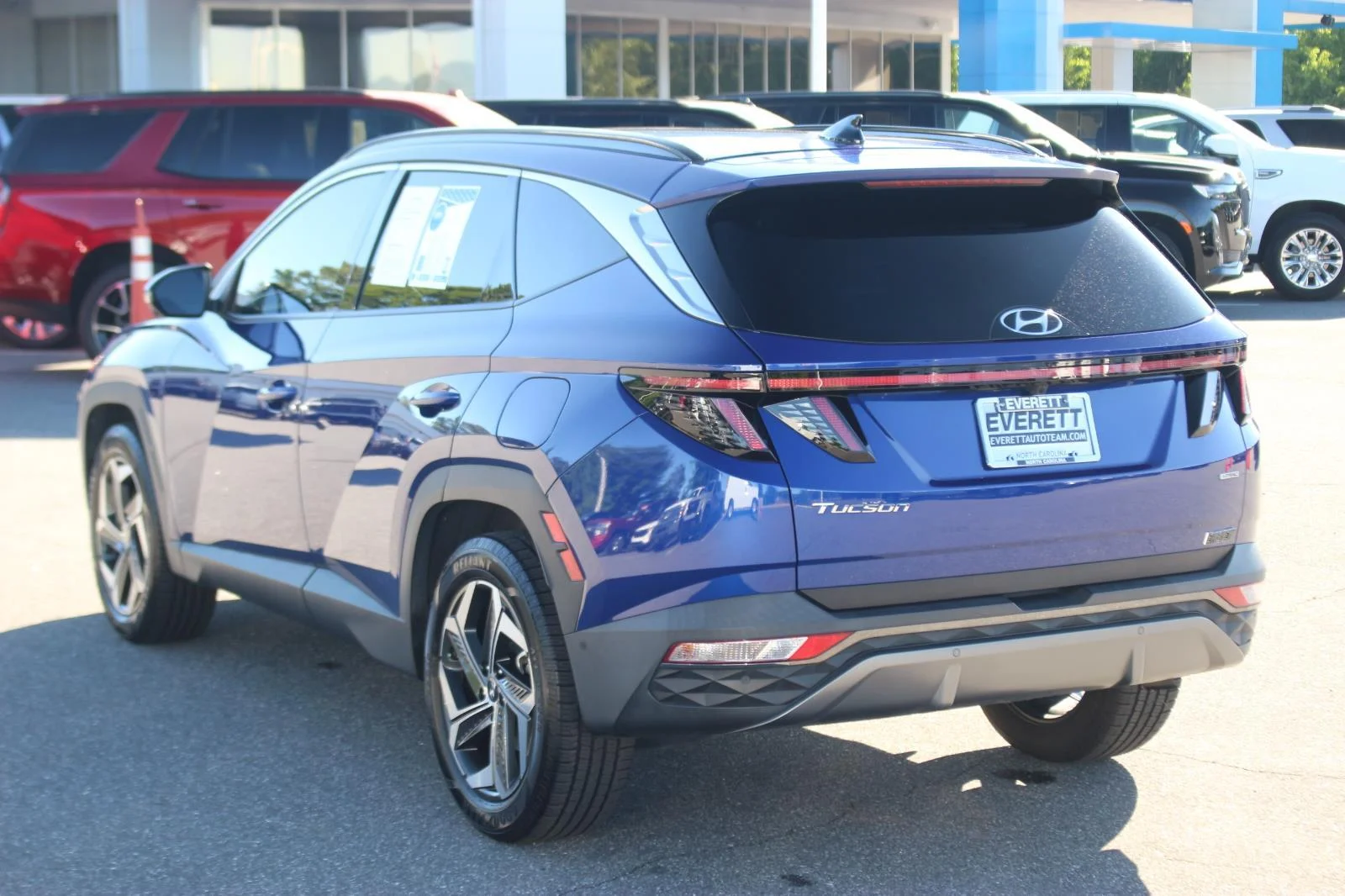 Used 2022 Blue Hyundai Limited image 5