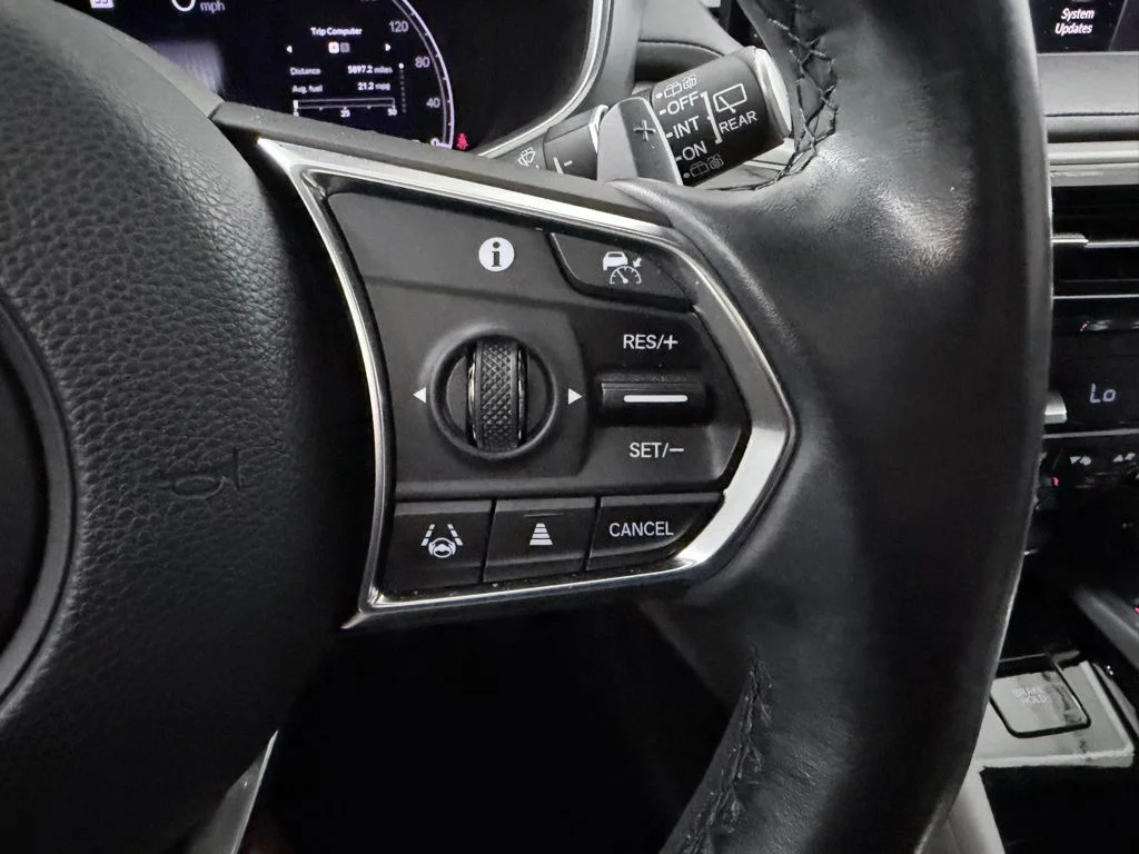 Used 2022  Acura Technology image 25