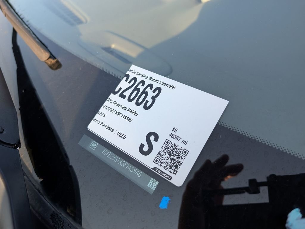 Used 2025 Black Chevrolet LT image 7