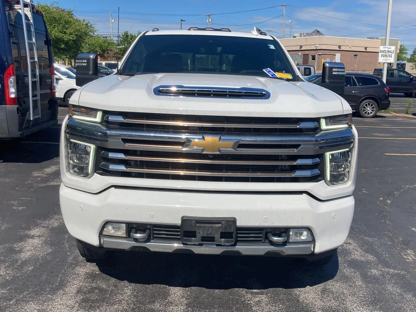 Used 2021 Summit White Chevrolet High Country image 2