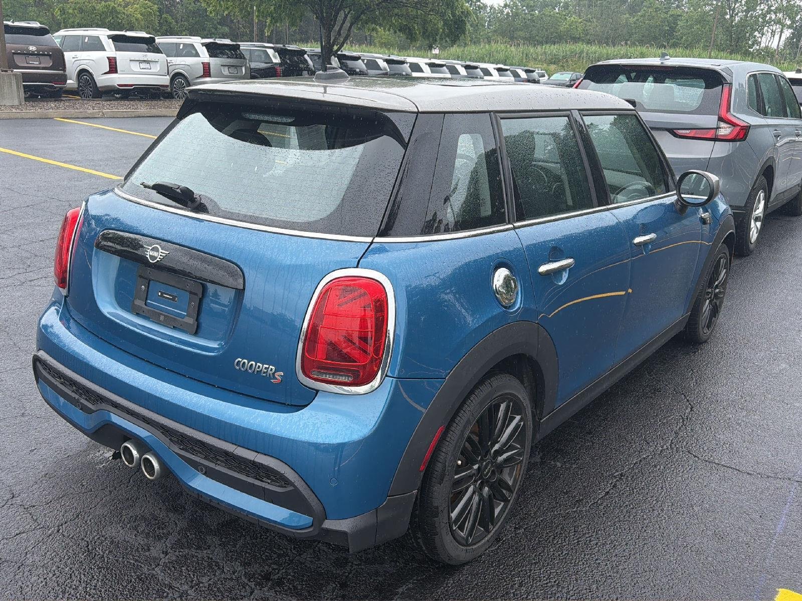Used 2024 Island Blue Metallic MINI Cooper S image 4