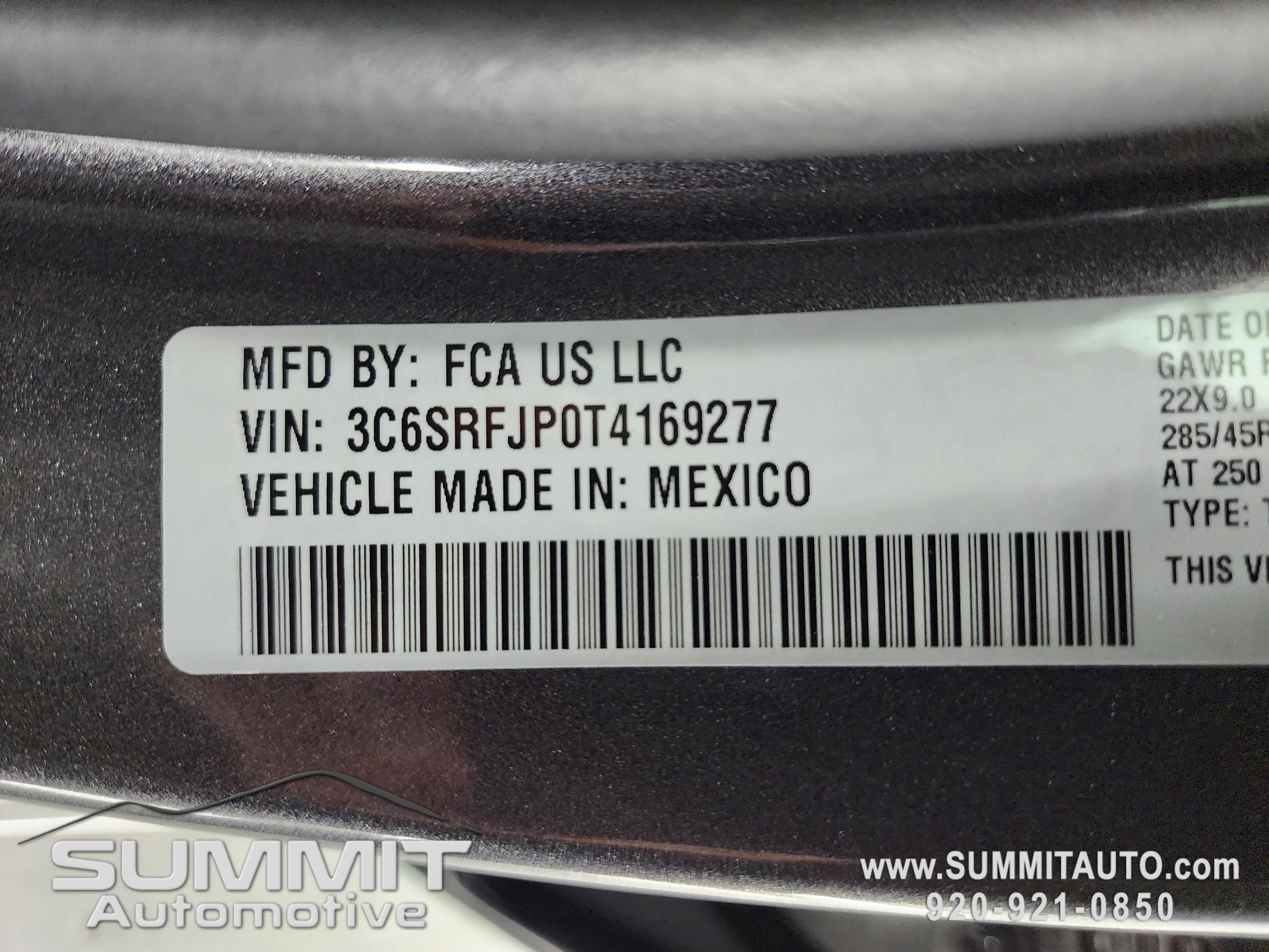 New 2026 Granite Crystal Metallic Clear-Coat Exterior Paint RAM Laramie image 67