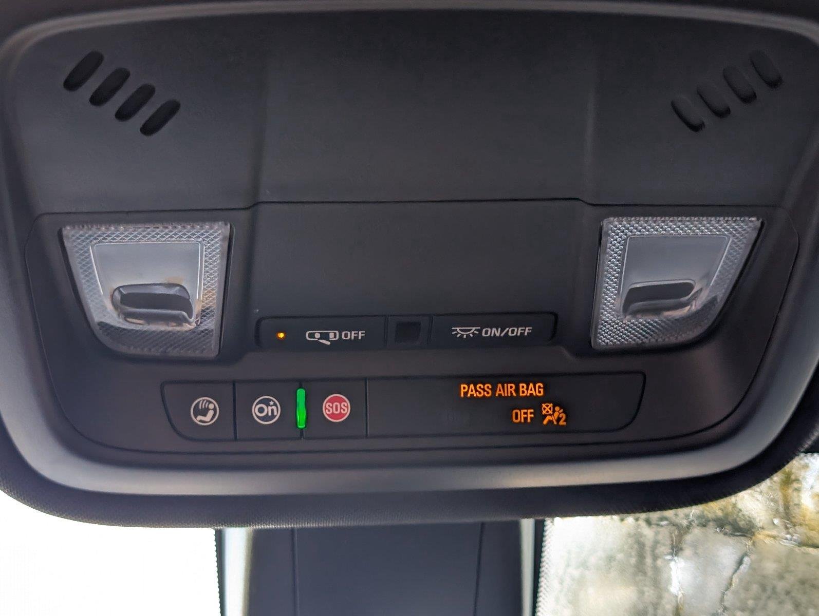 Used 2022 SUMMIT WHITE Chevrolet LS image 20