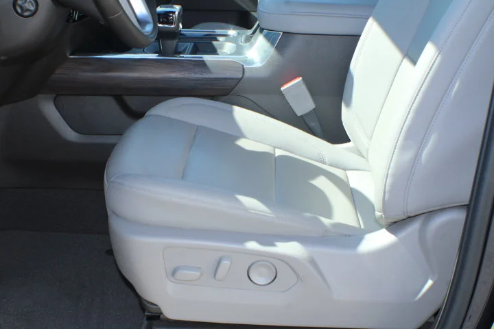 2026 GMC Sierra 1500 SLT - Photo 13