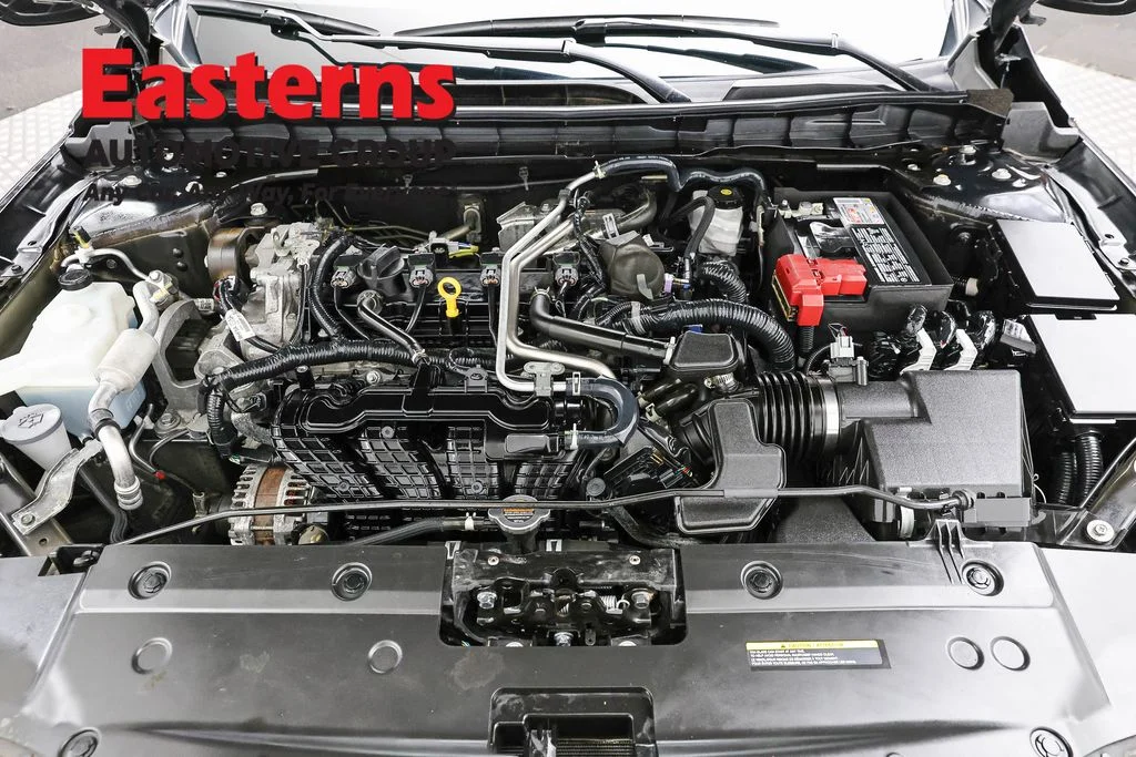 Used 2025 Black Nissan 2.5 SV image 7