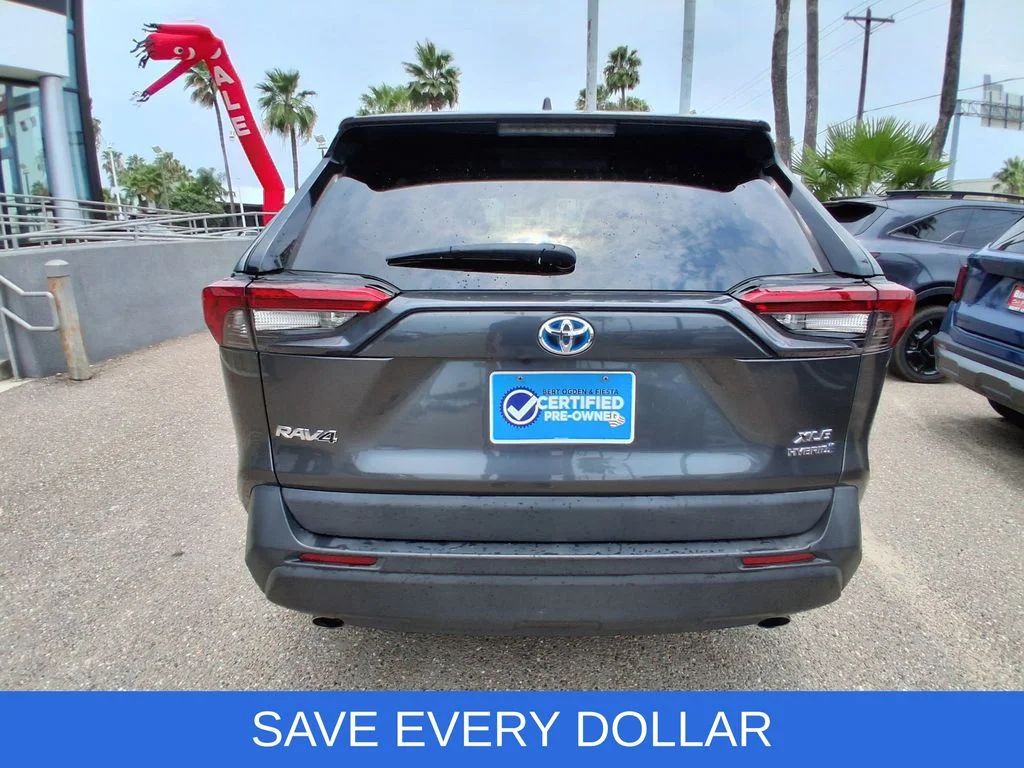 Used 2021 Gray Toyota XLE image 6