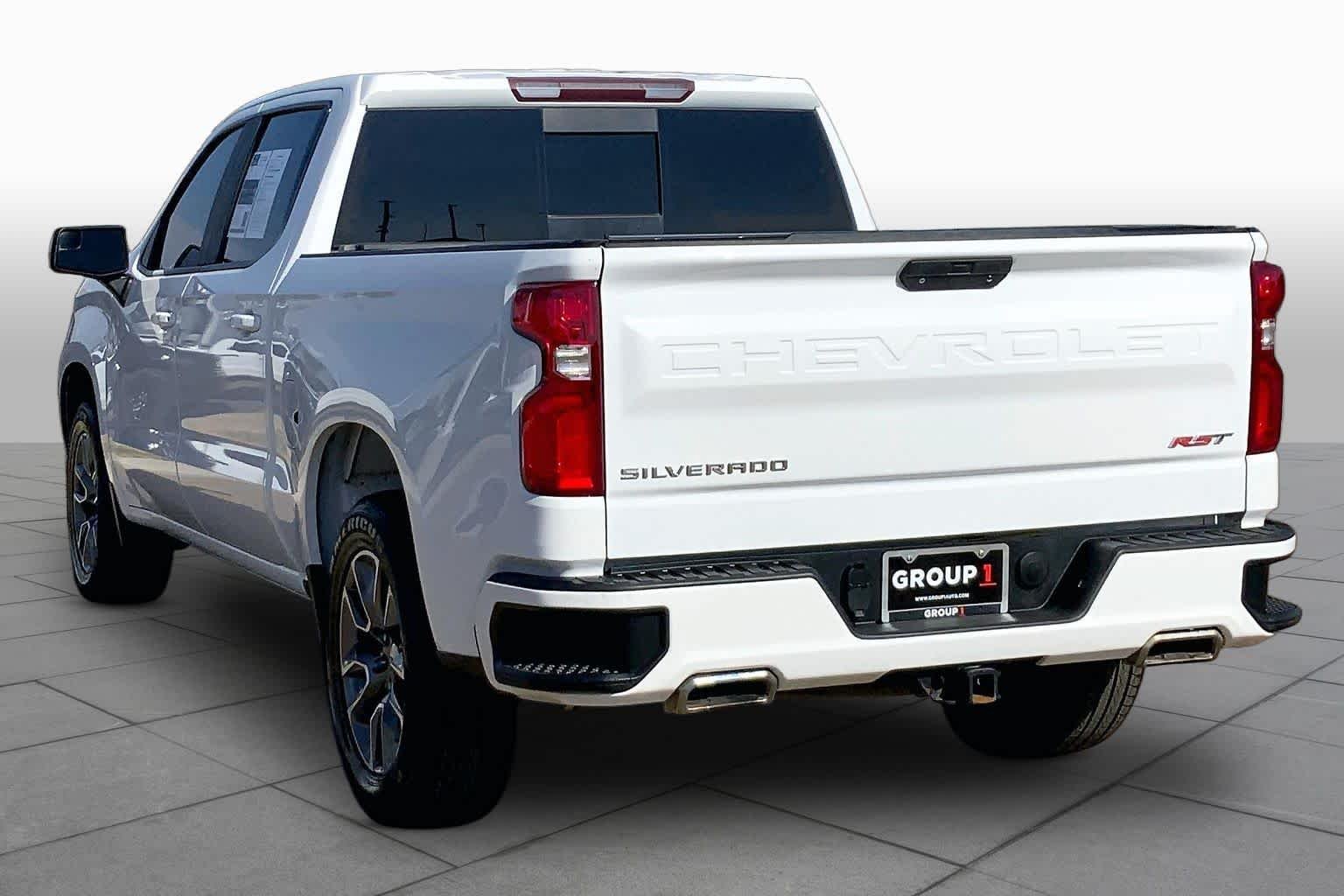 Used 2019 Summit White Chevrolet RST image 12