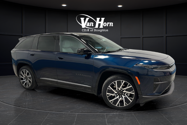 Used 2025 Fathom Blue Pearlcoat Jeep Limited image 1