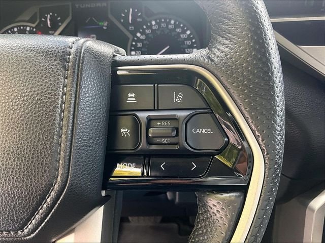 Used 2023  Toyota SR5 image 24