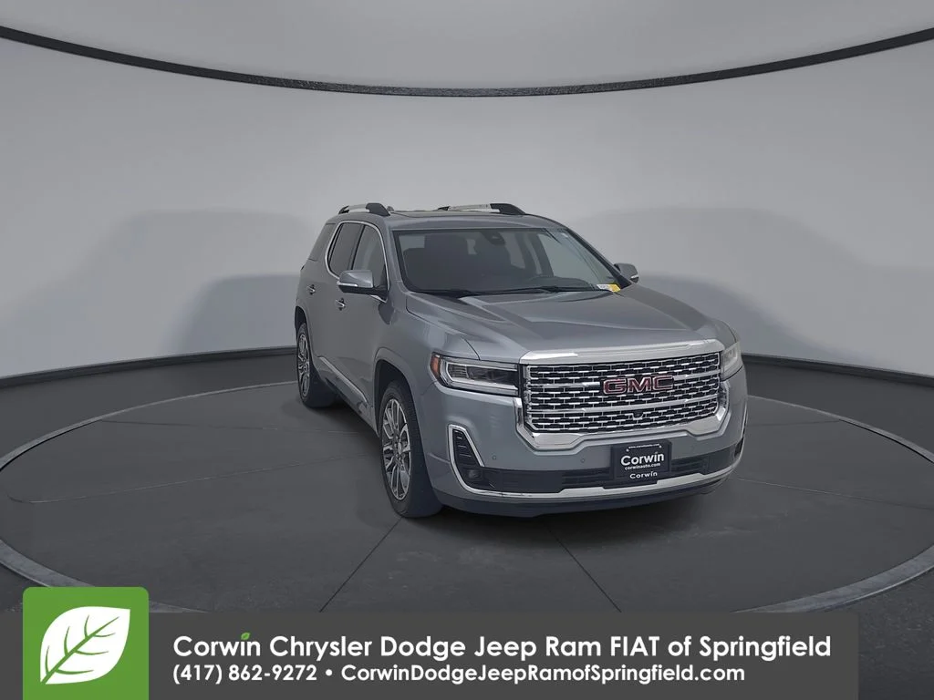 Used 2023 Silver GMC Denali image 4