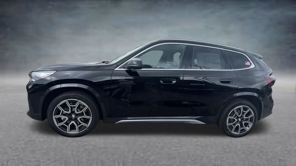 New 2026 Black BMW xDrive28i image 9