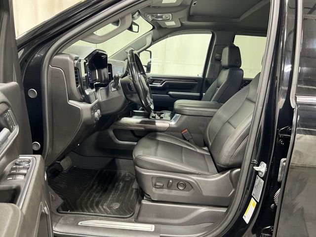 Used 2025 Black Chevrolet LTZ image 5