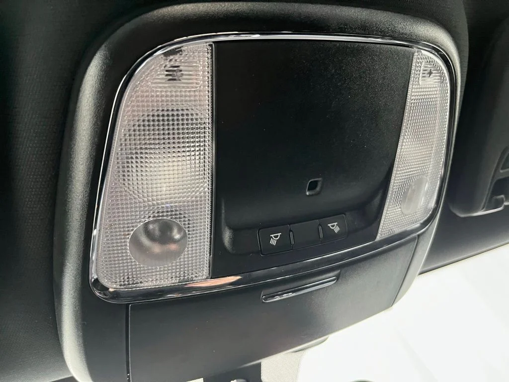 Used 2020 Black Jeep Laredo E image 12