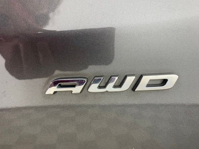 Used 2024 Gray Ford SEL image 40