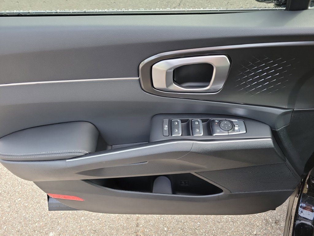 New 2026 Ebony Black Kia S image 19