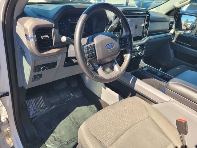 Used 2024 White Ford XLT image 12