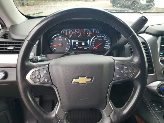 Used 2019 SHADOW GRAY METALLIC Chevrolet Premier image 10
