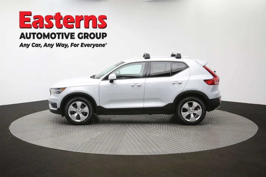 Used 2021 Gray Volvo Momentum image 58
