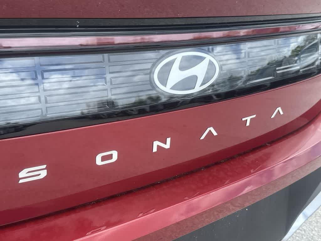 New 2026 Ultimate red Hyundai SE image 10