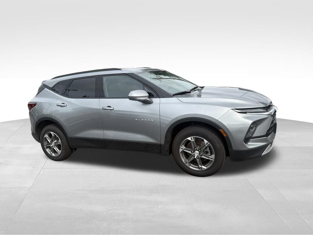 Certified Used 2023 Gray Chevrolet LT image 4