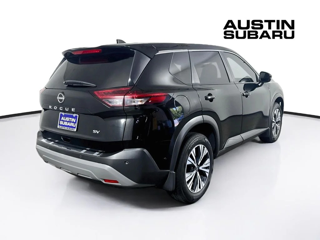 Used 2022 Black Nissan SV image 7