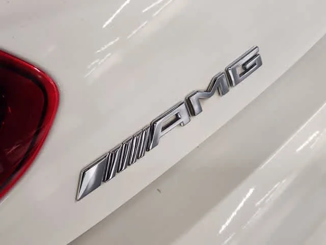 Used 2023 MANUFAKTUR Diamond White Metallic Mercedes-Benz AMG® C 63 S image 19