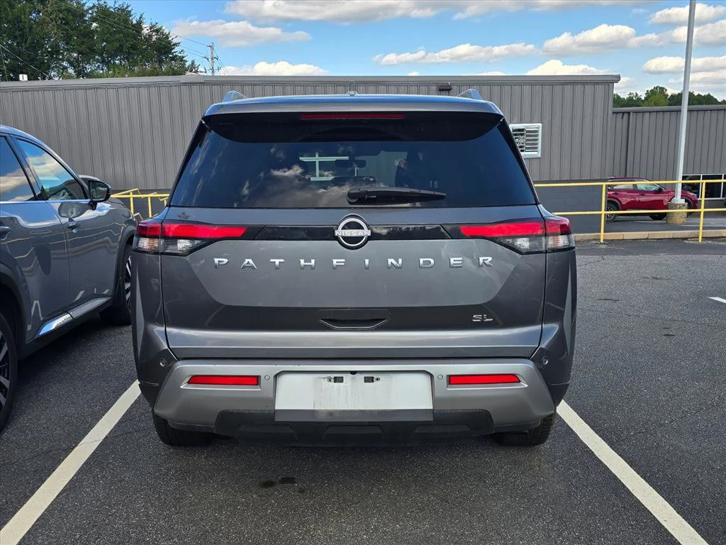 Used 2025 Gray Nissan SL image 13